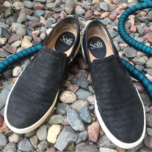 sofft somers knit sneaker